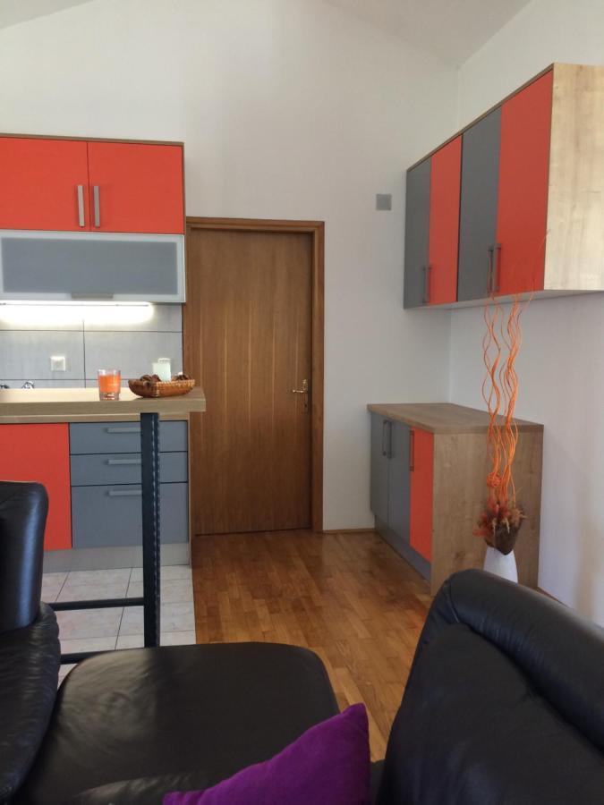 SanMari Hotel Novi Vinodolski Eksteriør billede