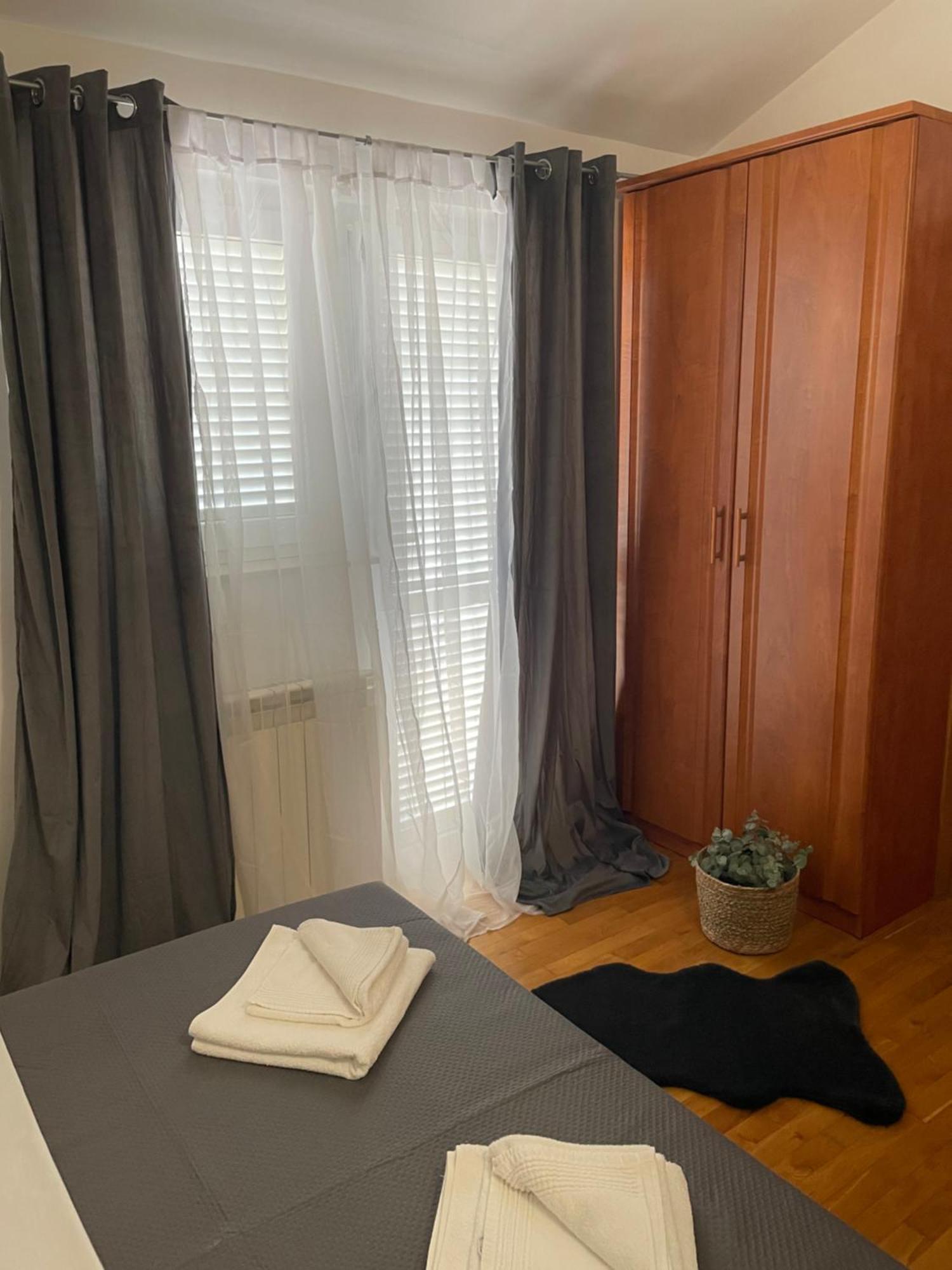 SanMari Hotel Novi Vinodolski Eksteriør billede